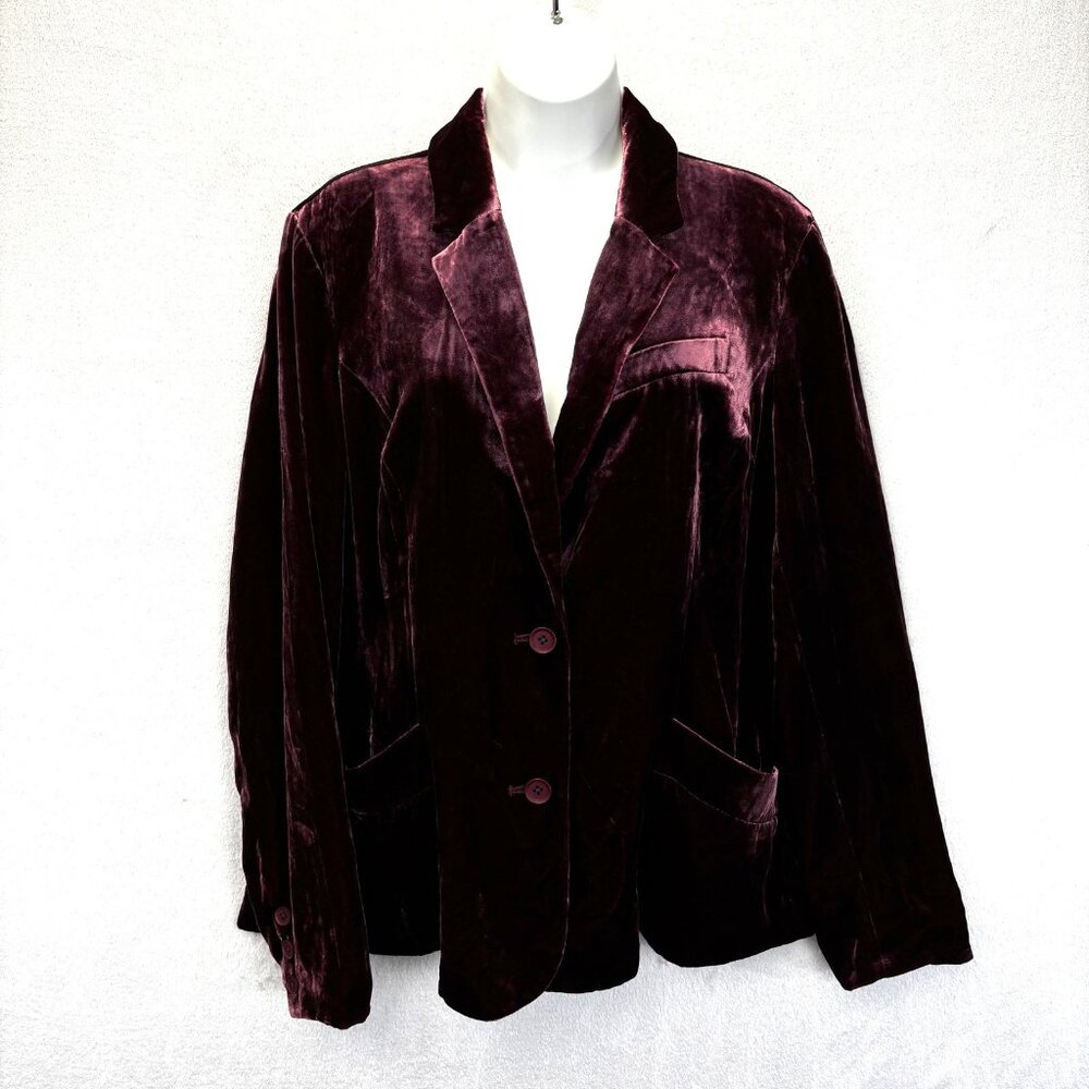 Sundance Velvet Blazer in Rich Burgundy